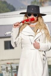 Britney Spears Jets Out for 43rd Birthday - 12 02 2024