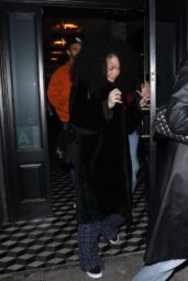 Candice Brook Dines Out with Friends at Craig s in West Hollywood 12 30 2024