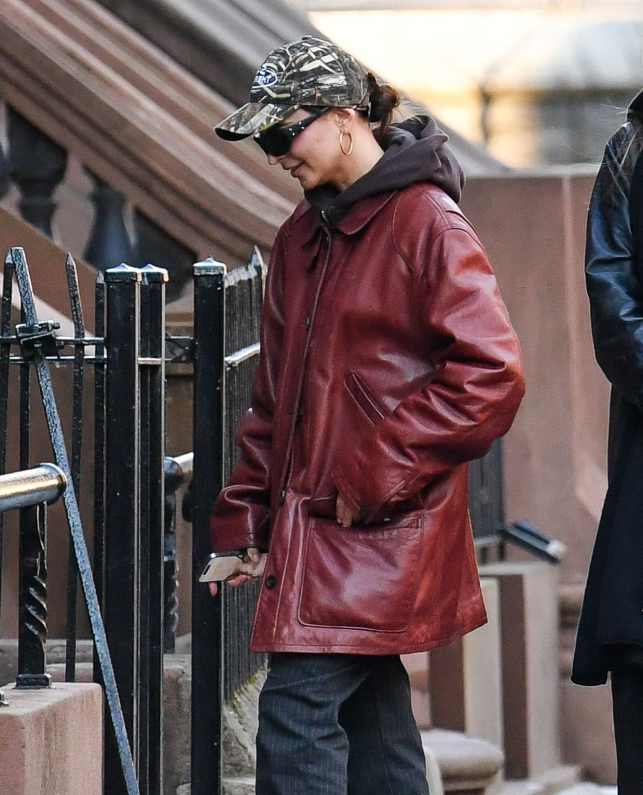 Emily Ratajkowski Spotted Out And About In New York – 12.19.2024 ...