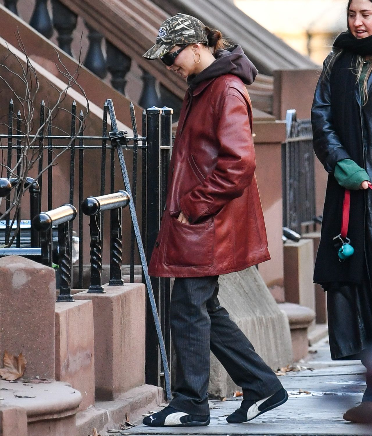 Emily Ratajkowski Spotted Out And About In New York – 12.19.2024 ...