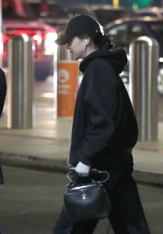 Hailee Steinfeld Spotted at LAX - 12.09.2024