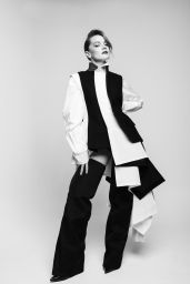 Izzy Meikle-Small Shines in Flaunt Magazine: A Rising Star