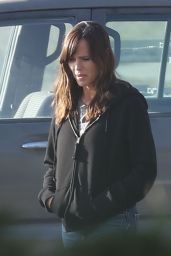 Jennifer Garner and Angourie Rice Film in Malibu - 12.03.2024
