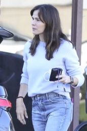 Jennifer Garner Delivers Bagels to Ben Affleck’s Home - 12.07.2024