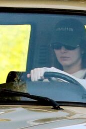 Kendall Jenner Cruises Calabasas in Restored 1990 Toyota Land Cruiser FJ62 12 16 2024