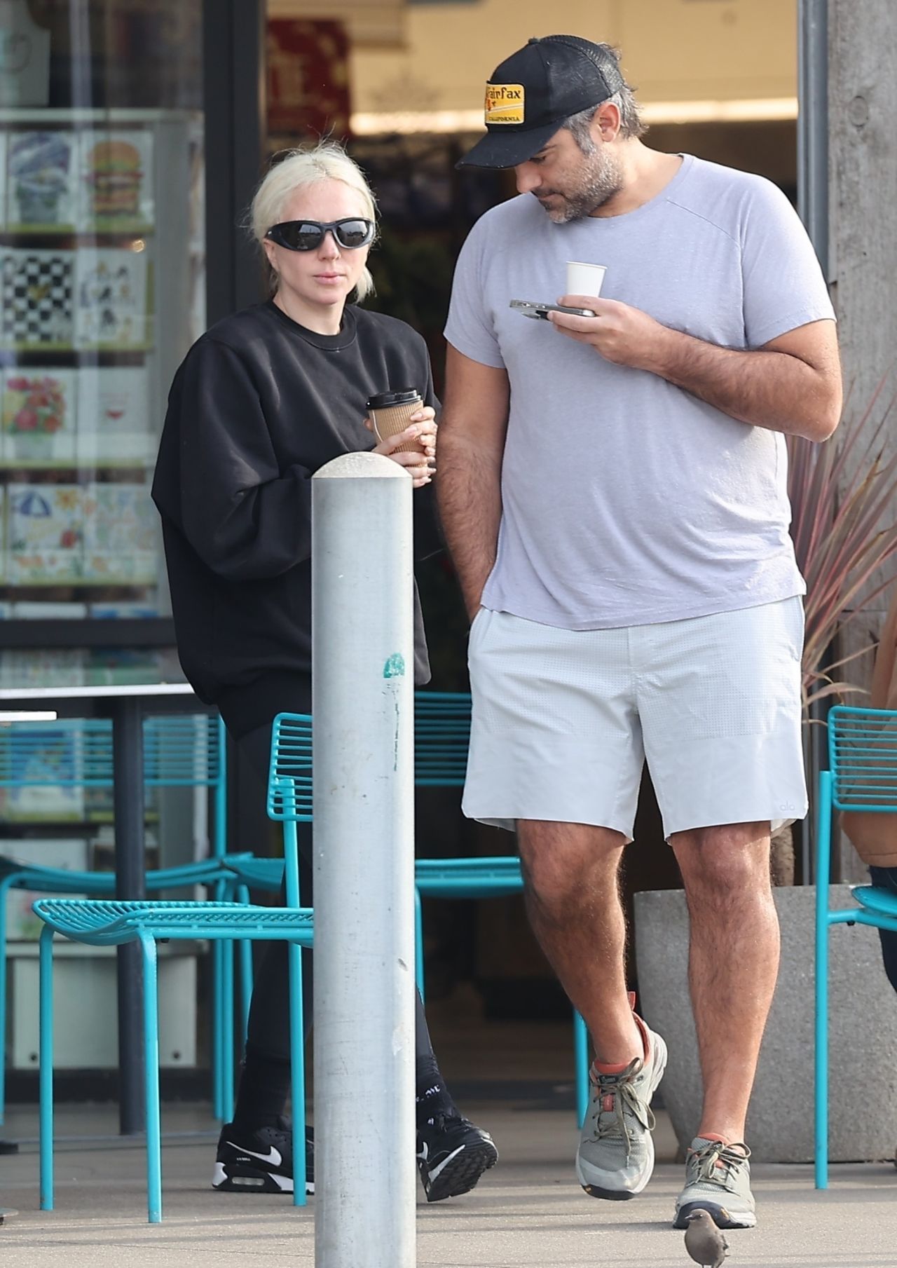 lady-gaga-flaunts-mᴀssive-ring-during-coffee-run-in-malibu-12.11.2024-3.jpg (1280×1809)