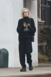 Melanie Griffith Spotted Making Last-Minute Christmas Shopping at Sacred in Los Angeles - 12 24 2024