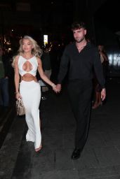 Molly Smith and Tom Clare Shine at Love Island All Star Finalists Event (02.20.2024)