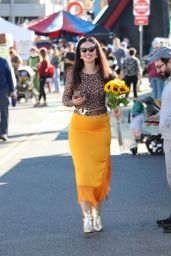Natasha and Martin Blasick Spotted Shopping at Studio City Farmers Market - Los Angeles [12-01-2024]