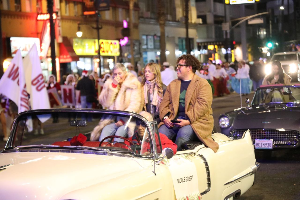 Nicole Eggert at the Hollywood Christmas Parade Los Angeles [1201