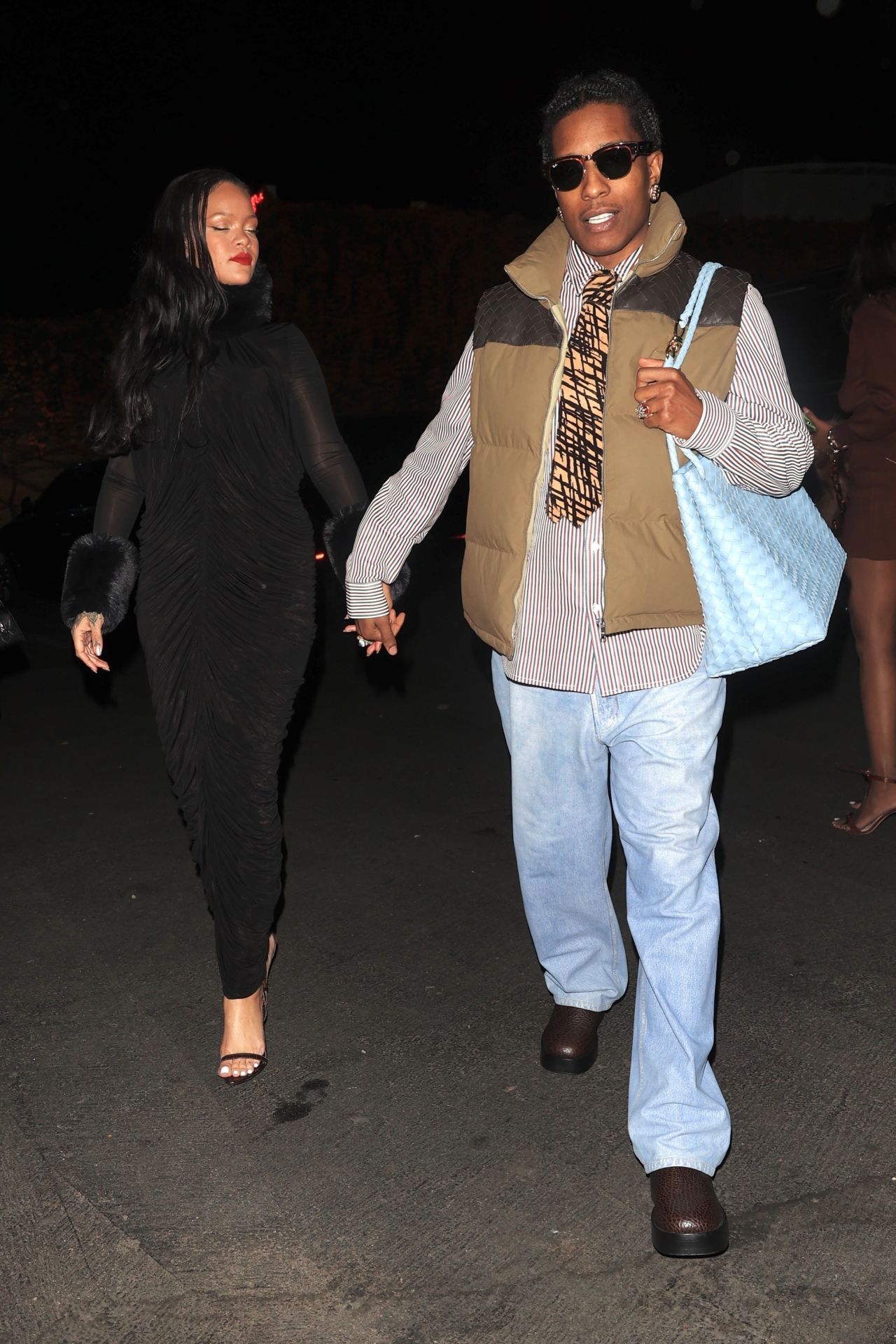 rihanna-a-ap-rocky-attend-party-at-hind-in-west-hollywood-in-all-black-style-12.16.2024-3.jpg (1280×1920)