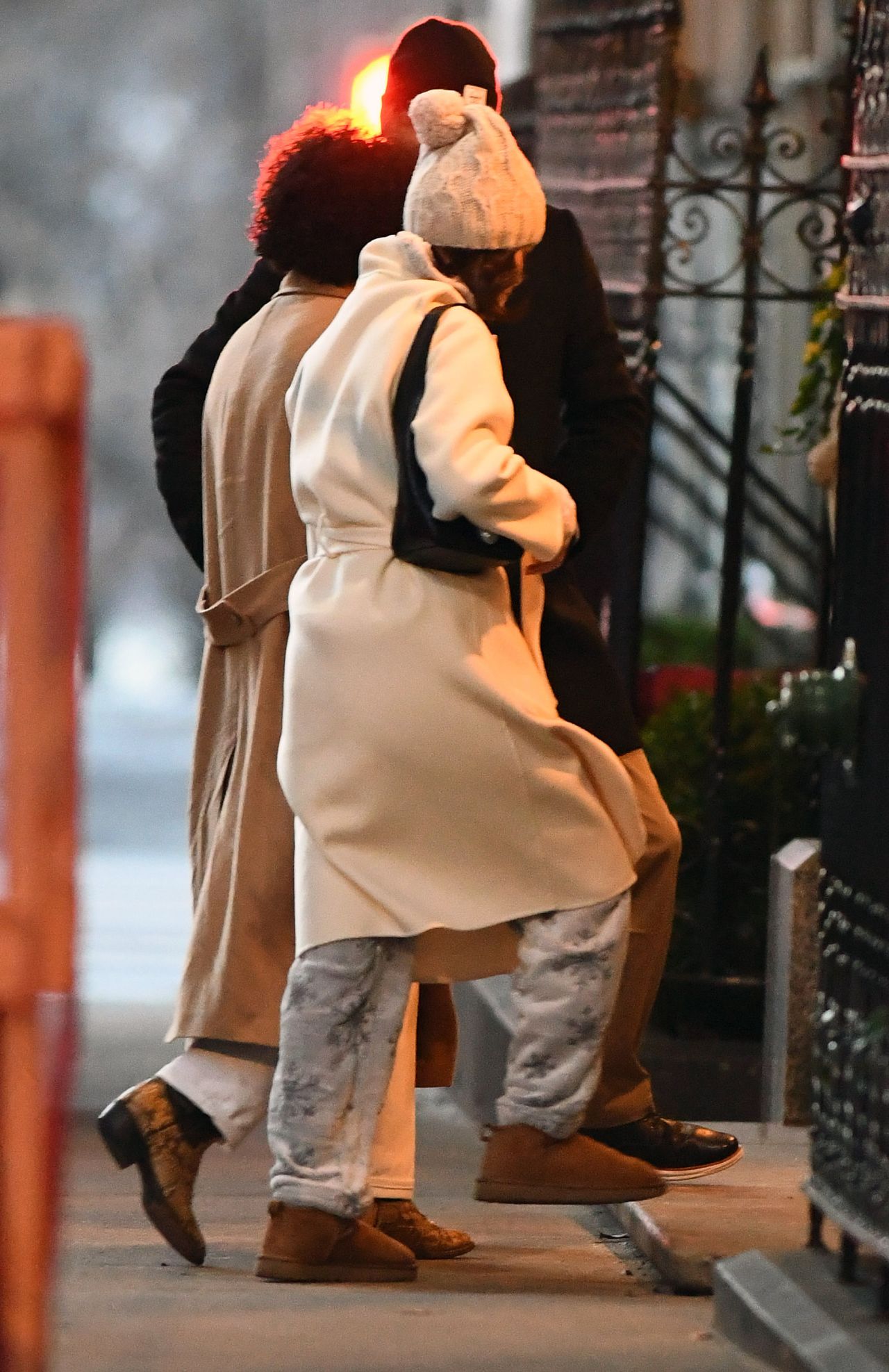 selena-gomez-and-benny-blanco-spotted-together-in-new-york-12.25.2024-2.jpg (1280×1975)