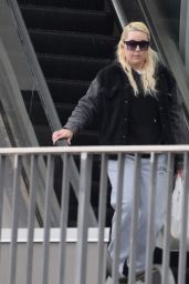 Amanda Bynes Runs Errands at Target in LA 01.27.2025