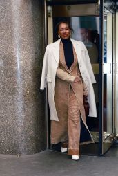 Amanda Warren Spotted Stepping Out in New York City 01.14.2025