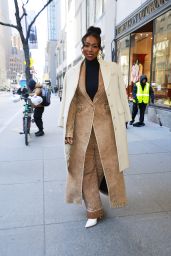Amanda Warren Spotted Stepping Out in New York City 01.14.2025