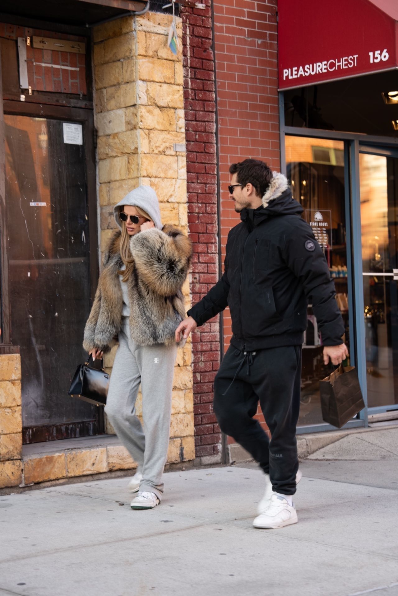 brooks-nader-and-gleb-savchenko-visit-adult-shop-in-west-village-01.13.2025-3.jpg (1280×1916)