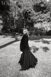 Cameron Diaz Returns: A Fashion and Film Icon Graces Vogue Mexico