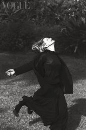Cameron Diaz Returns: A Fashion and Film Icon Graces Vogue Mexico