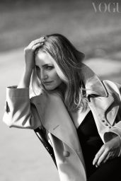 Cameron Diaz Returns: A Fashion and Film Icon Graces Vogue Mexico