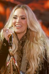 Carrie Underwood Rocks Times Square on New Year s Eve 12 31 2024