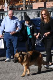 Catherine Bach Enjoys Family Lunch at Joan