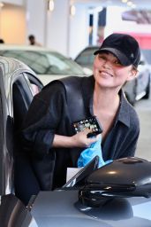 Chrissy Teigen Seen at Dermatologist & Valet in Beverly Hills 01.23.2025