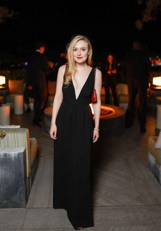 Dakota Fanning Shines at Golden Globes After-Party in Black Elegance