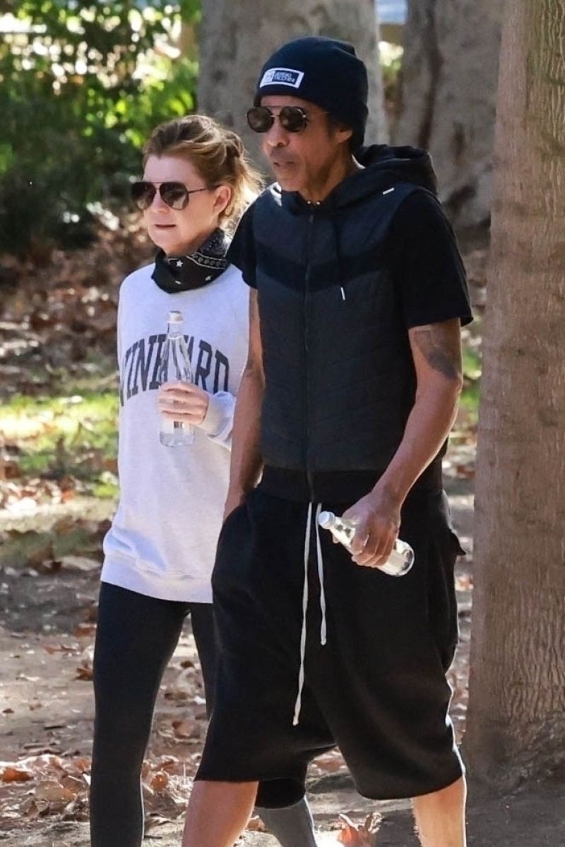 Ellen Pompeo & Chris Ivery Hike in Los Feliz - 01.05.2025 • CelebMafia