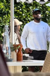 Gabrielle Union and Dwyane Wade Find Refuge at Luxury Resort After Evacuating Hidden Hills Home 01.11.2025