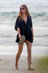 Gisele Bundchen Spends Time with Family in Costa Rica - 12 26 2024 Excerpt: