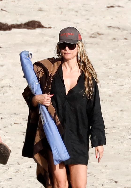 Heidi Klum Visits a Nude Beach in St. Barts, 01.14.2025