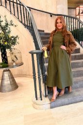 Isla Fisher 01-30-2025