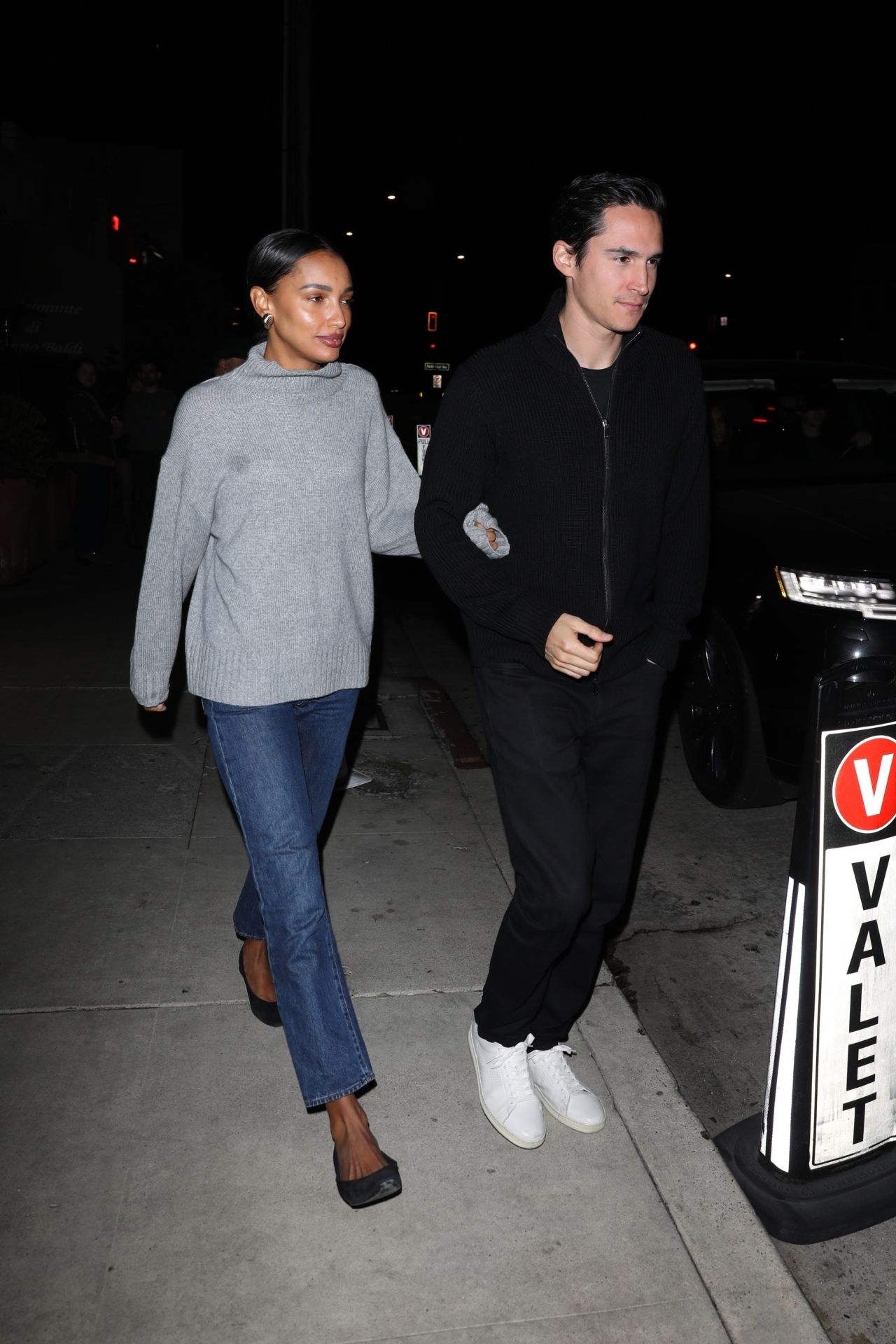 Jasmine Tookes and Juan David Borrero Enjoy a Romantic Dinner Date in