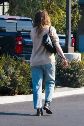 Joey King Spotted Grocery Shopping 01.26.2025