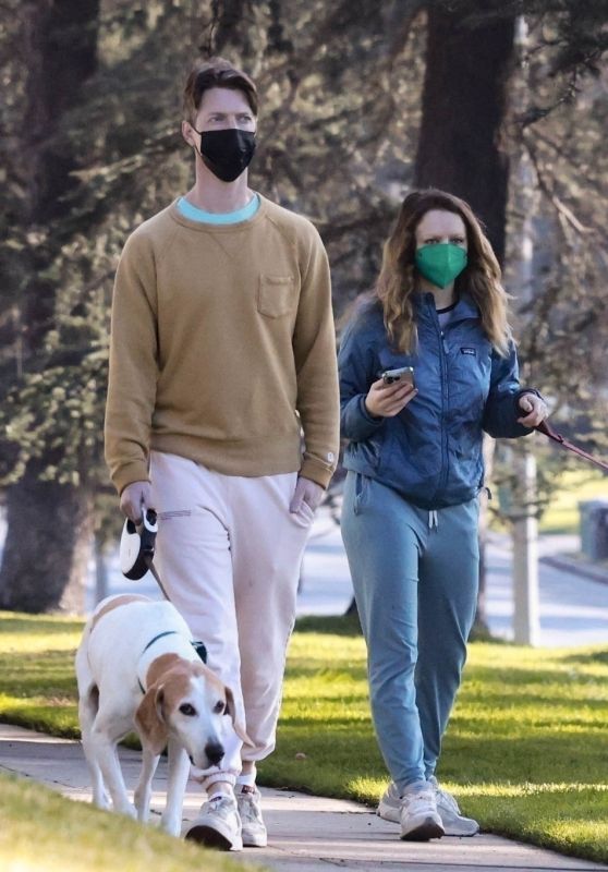 Joey King Walks Dogs in Los Feliz - 01.19.2025