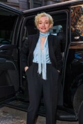 Julia Garner Spotted in New York City 01 22 2025