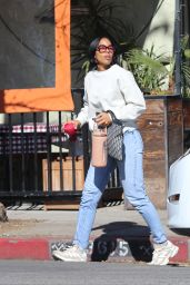 Kelly Rowland Visits Salon in Los Angeles - 01.21.2025