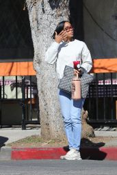 Kelly Rowland Visits Salon in Los Angeles - 01.21.2025