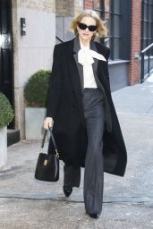 Naomi Watts Heads to The Drew Barrymore Show in NYC - 01.22.2025