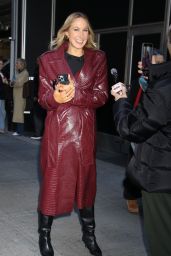 Nikki Glaser Lights Up Empire State Building - 12.17.2024