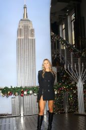 Nikki Glaser Lights Up Empire State Building - 12.17.2024