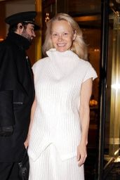 Pamela Anderson Enjoys Paris Fashion Week 01.26.2025