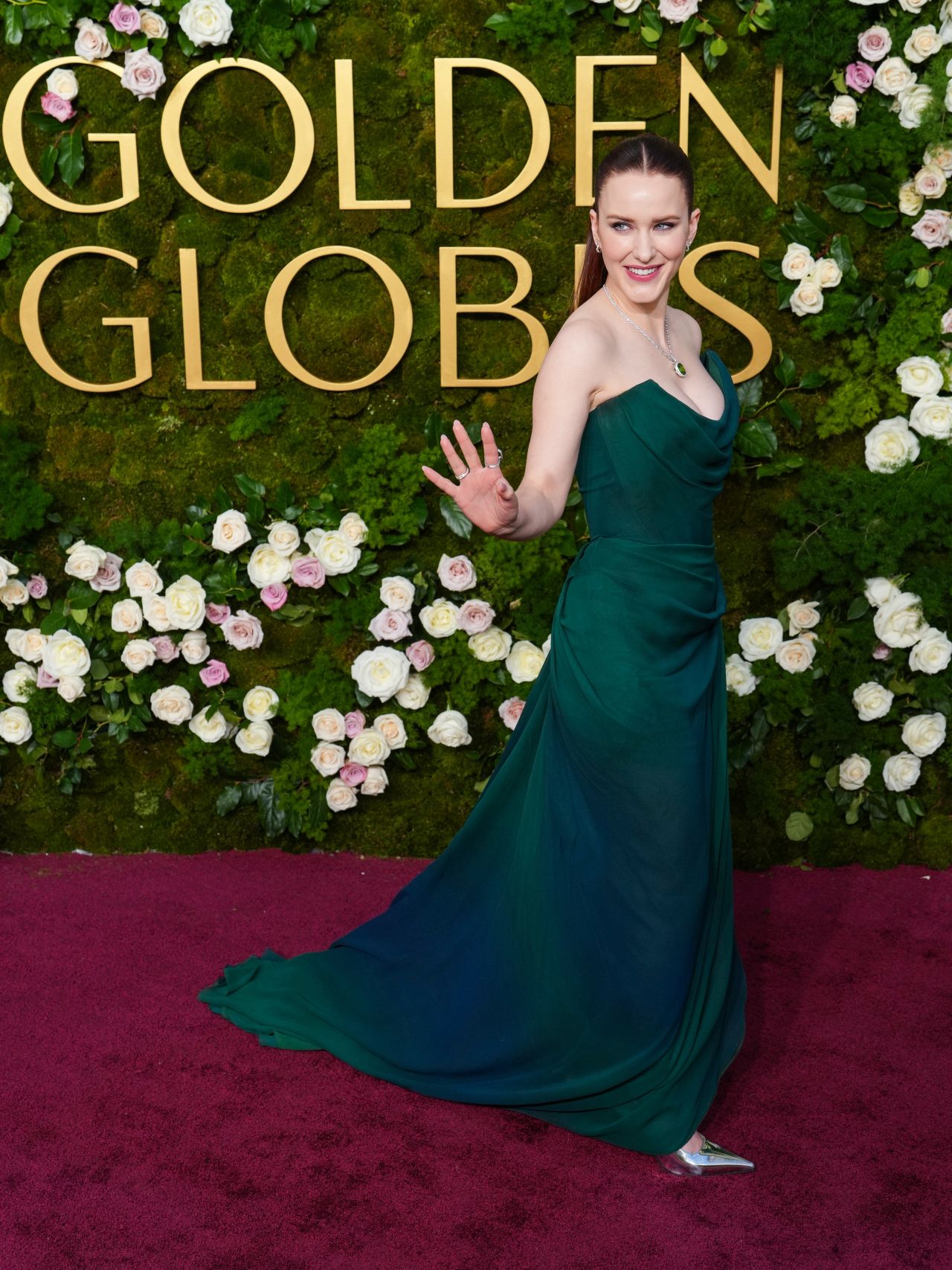 Rachel Brosnahan Stuns in Vivienne Westwood and Jimmy Choo at Golden ...