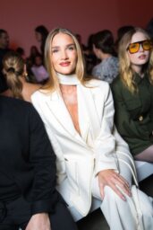 Rosie Huntington-Whiteley Stuns at Elie Saab Haute Couture SS25 Show in Paris