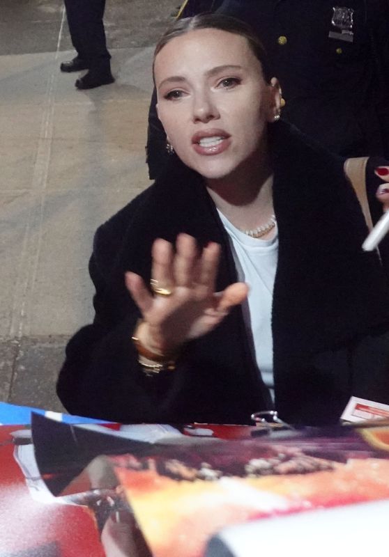 Scarlett Johansson Spotted at 92Y in New York City 01.09.2025