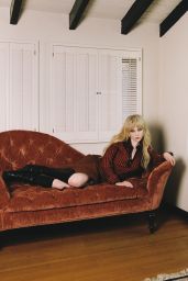 Sophie Thatcher for NOTION January 2025
