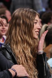 Sydney Sweeney Courtside at Knicks vs. Nets - 01.21.2025