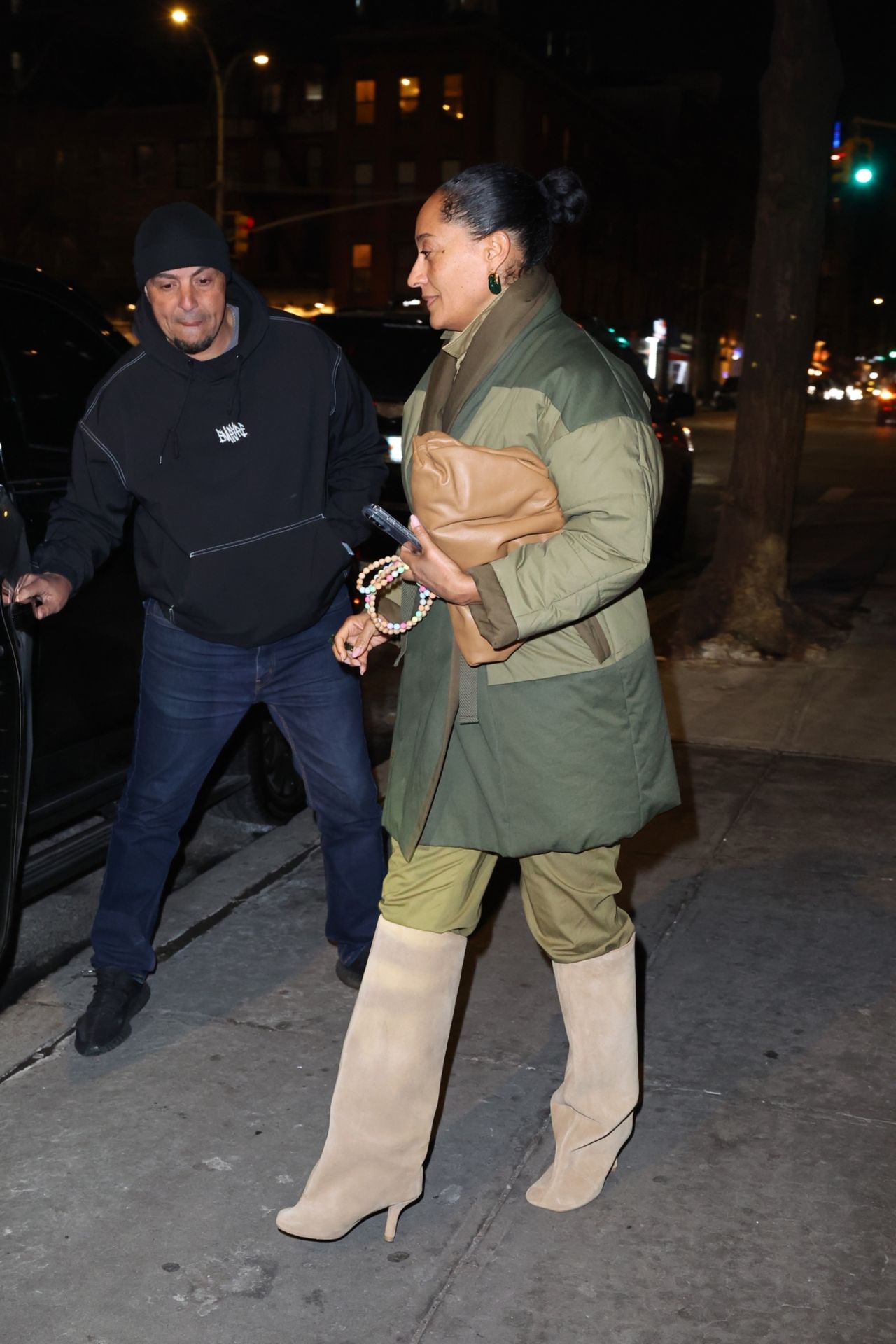 Tracee Ellis Ross Spotted at The Corner Store in New York 01.25.2025