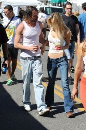 Alexis Ren at Studio City Farmer