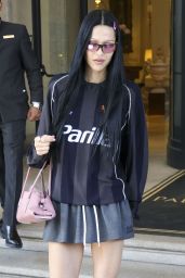 Amelia Gray Elevates Style at Prada’s Milan Show
